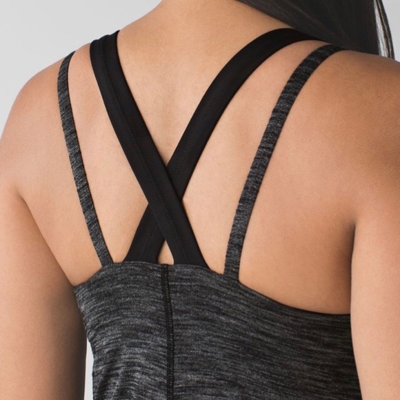 Lululemon Run for Gold tank size 6 - Picture 5 of 8